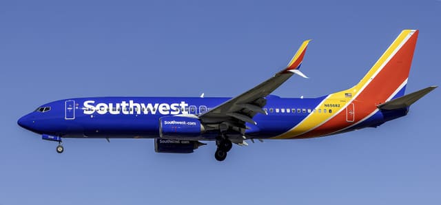 N8568Z - Boeing