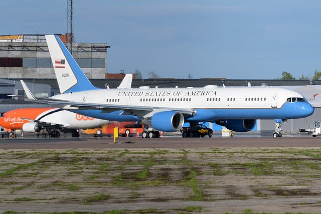 - Twin-engine aircraft
