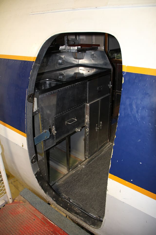 - Aircraft