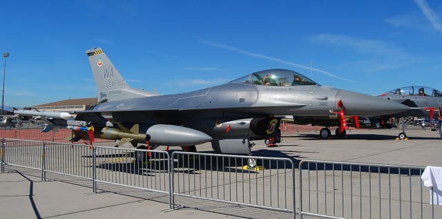 - Single-engine aircraft