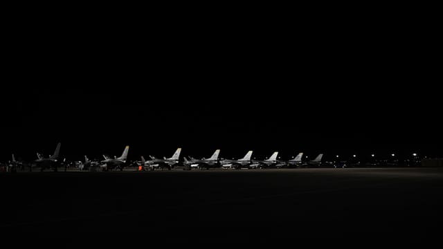- Aircraft