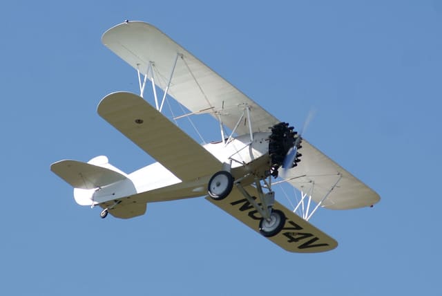 - Single-engine aircraft