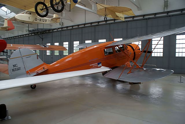- Single-engine aircraft