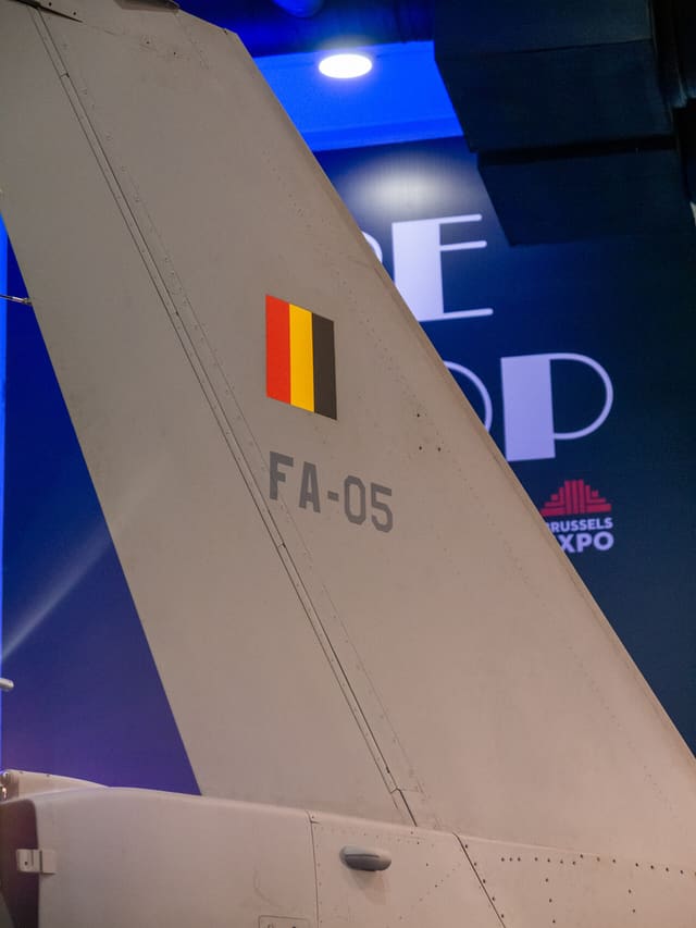 - Aircraft