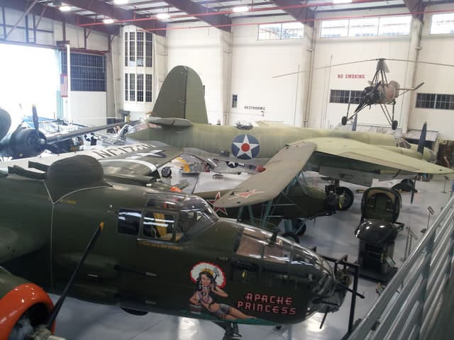 - Twin-engine aircraft