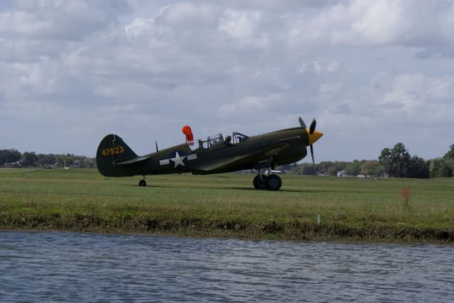 - Single-engine aircraft