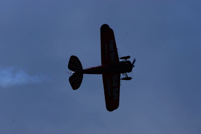 - Single-engine aircraft
