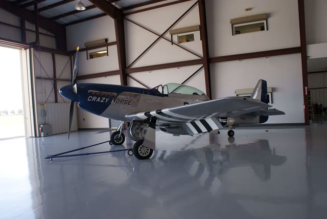 - Single-engine aircraft