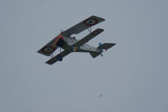 - Aircraft