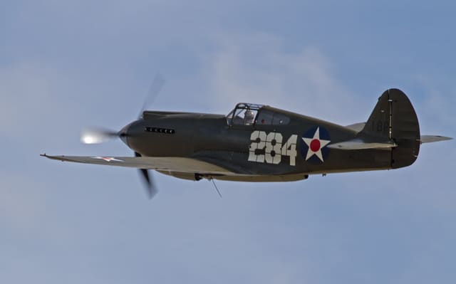 - Single-engine aircraft