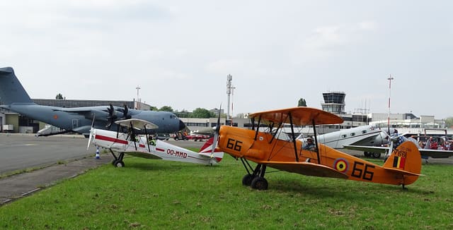 - Twin-engine aircraft