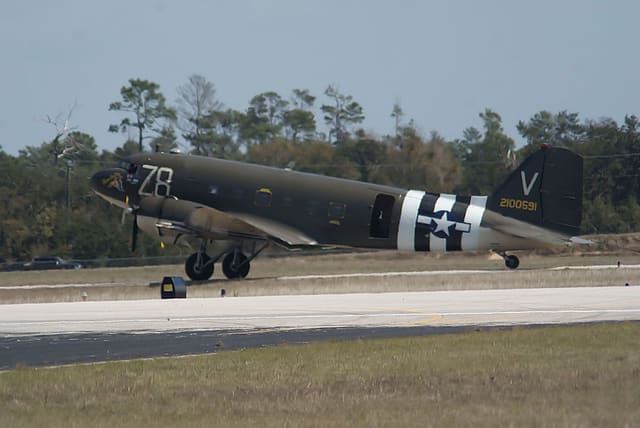- Twin-engine aircraft