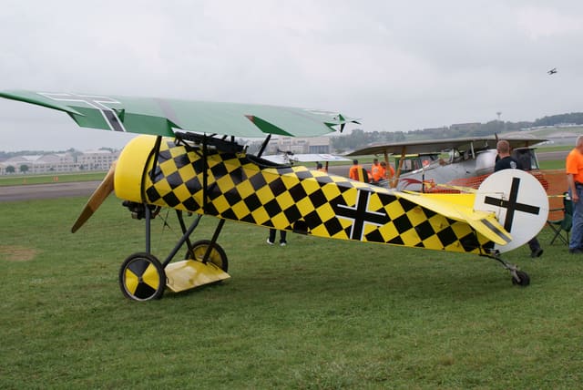 - Single-engine aircraft