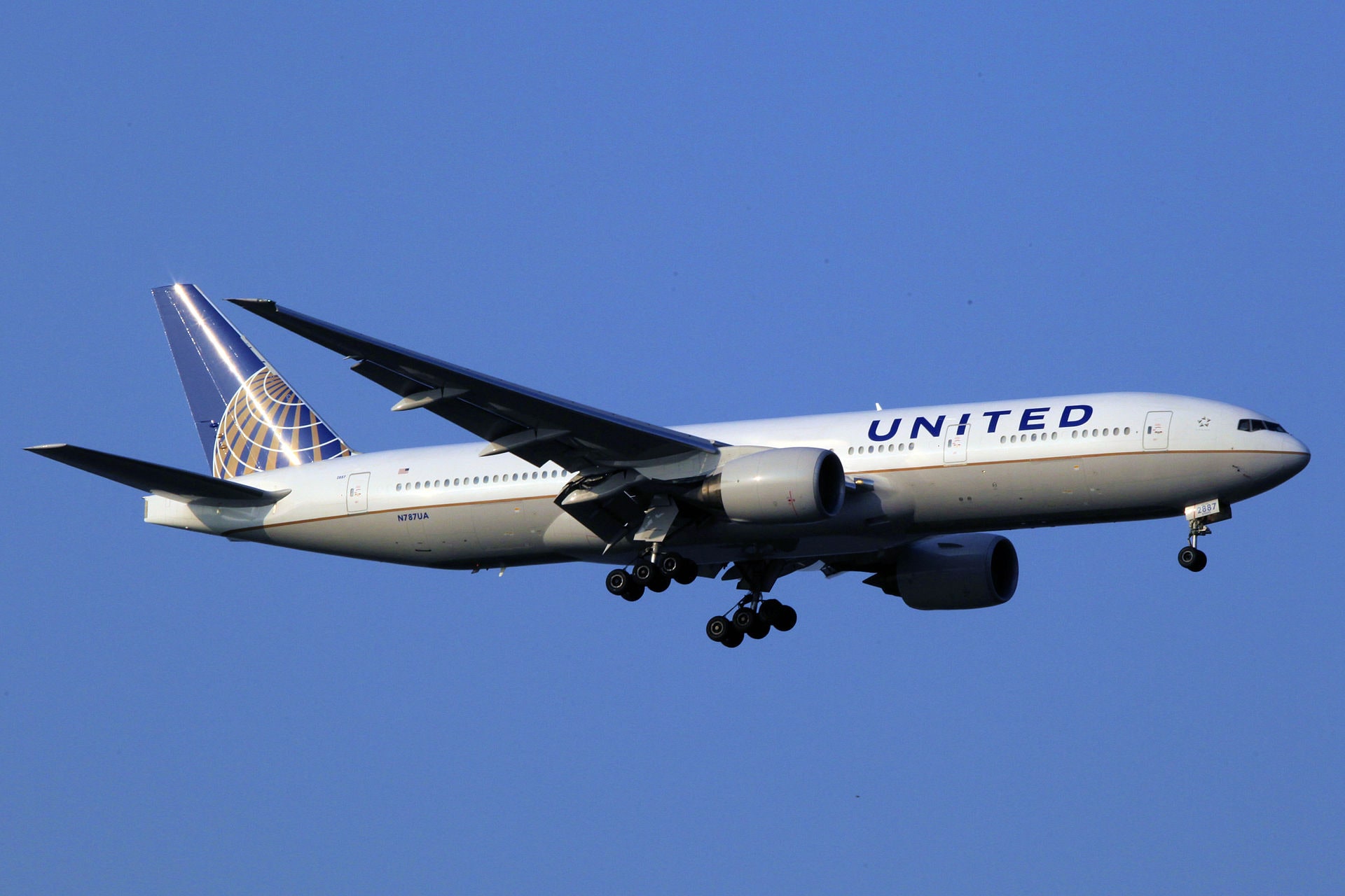 byeangel's best shot — N787UA