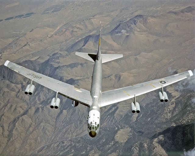- Twin-engine aircraft