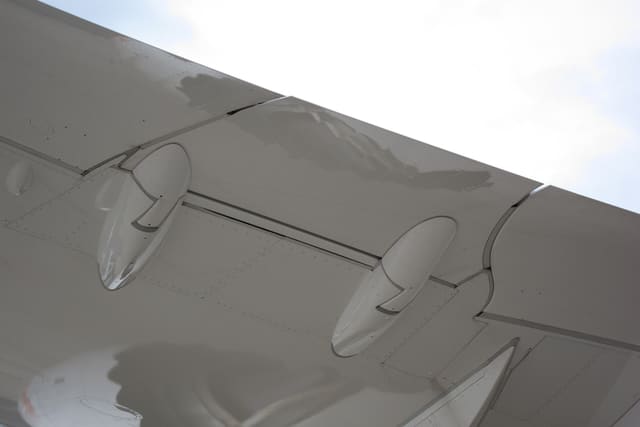 - Aircraft