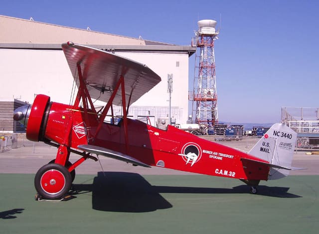 - Single-engine aircraft