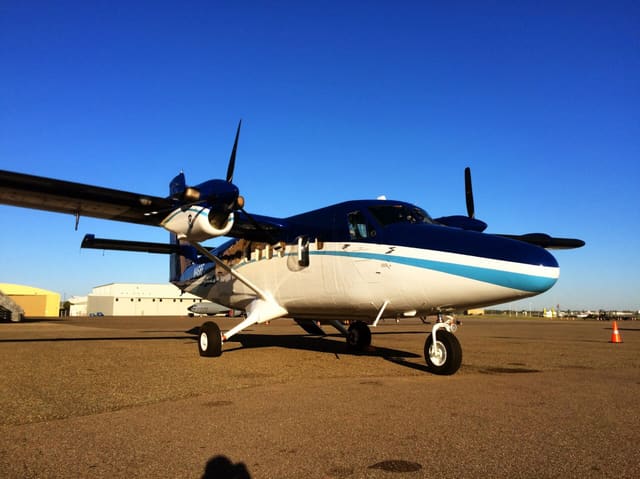 N46RF — De Havilland