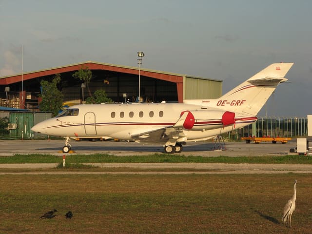OE-GRF - Business jet