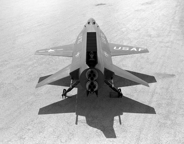 - Aircraft