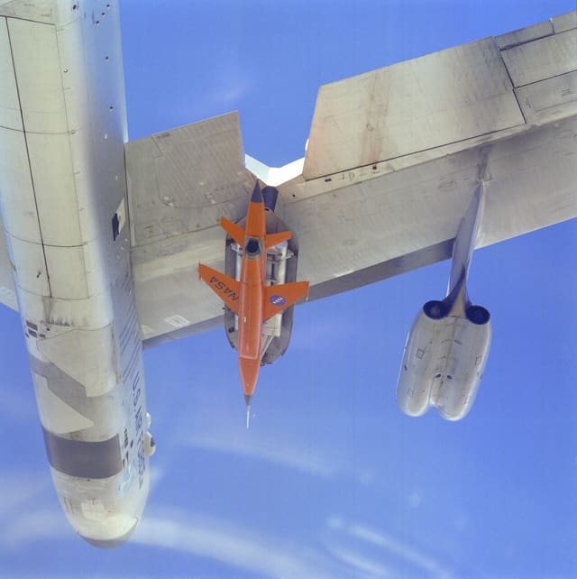- Aircraft