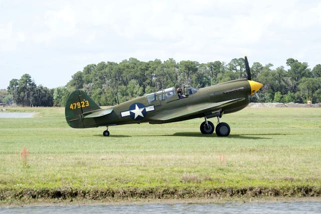 - Single-engine aircraft