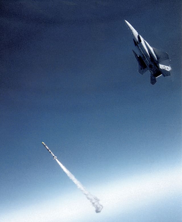 - Twin-engine aircraft