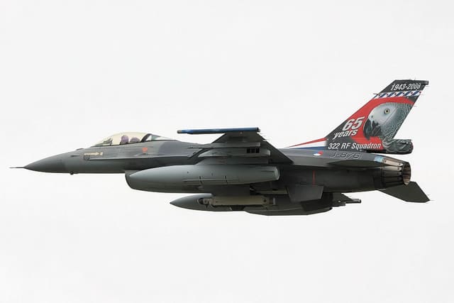 - Single-engine aircraft