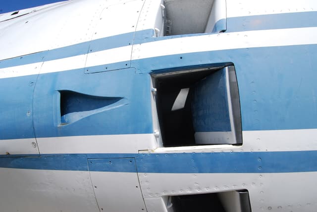 - Aircraft