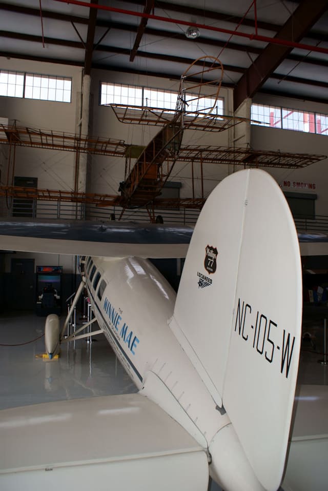 - Lockheed