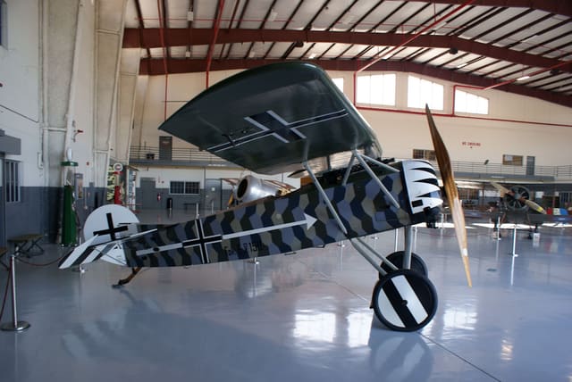- Single-engine aircraft