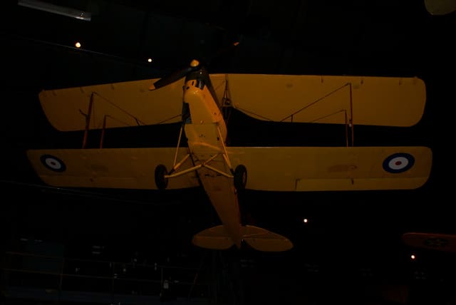 - Single-engine aircraft