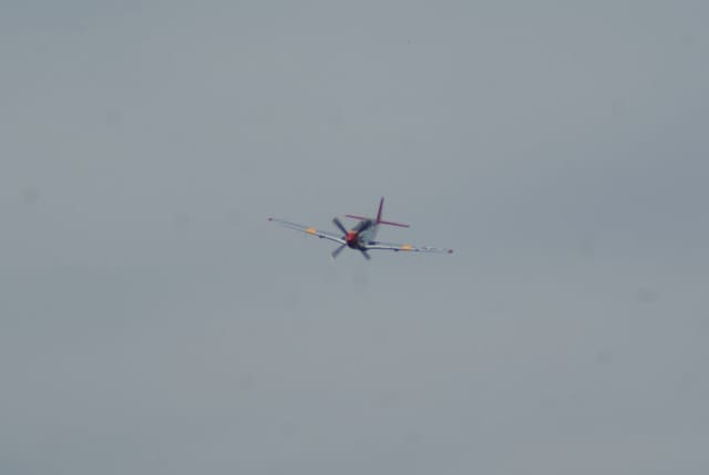 - Single-engine aircraft