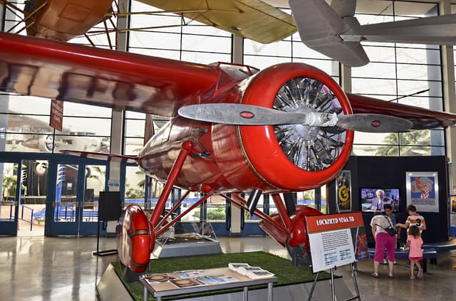 - Lockheed