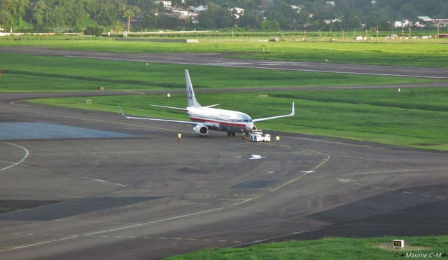 N886NN — Boeing