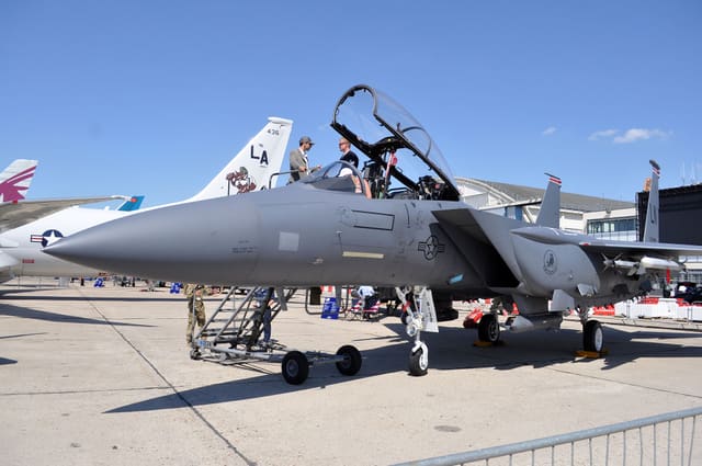 - Twin-engine aircraft