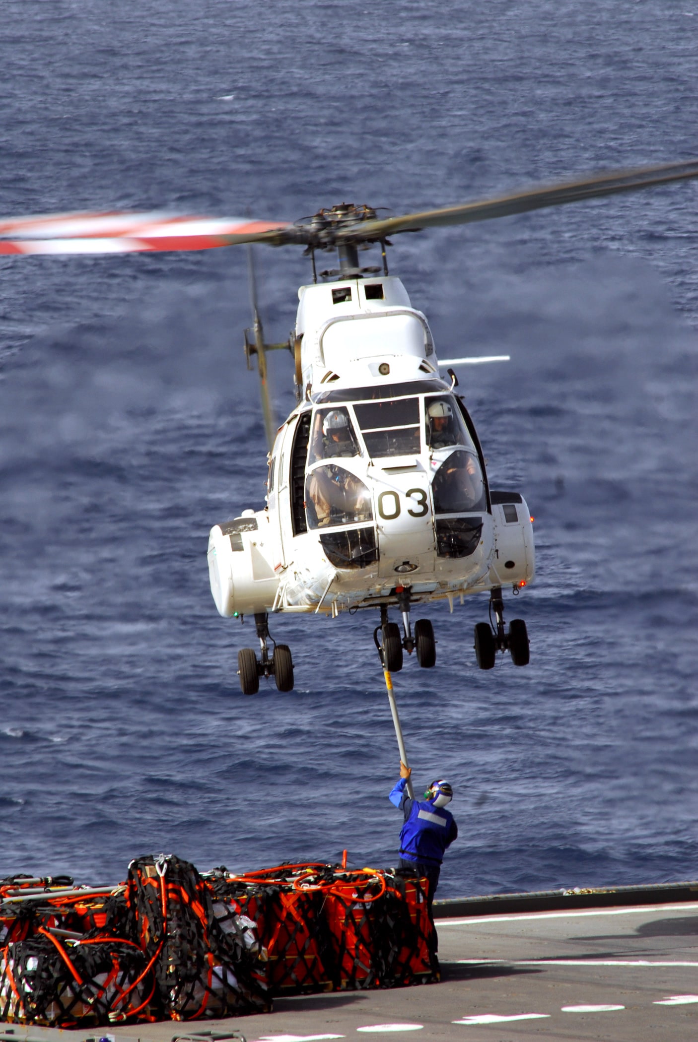 U.S. Navy photo by Mass Communication Specialist 2nd Class John K. Hamilton's best shot — N330JF