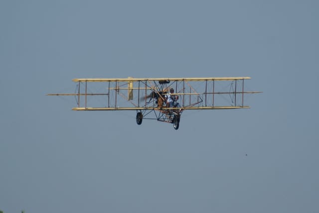 - Aircraft