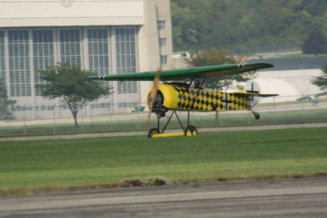 - Single-engine aircraft