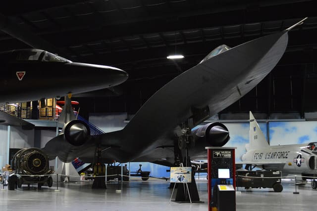 - Twin-engine aircraft