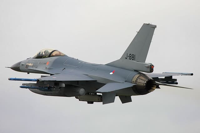 - Single-engine aircraft