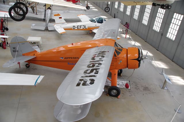 - Single-engine aircraft