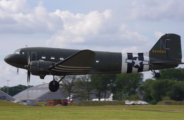- Twin-engine aircraft