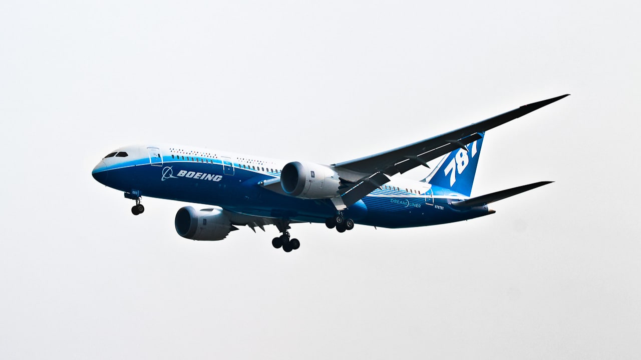 Tim Wang's best shot — N787BX