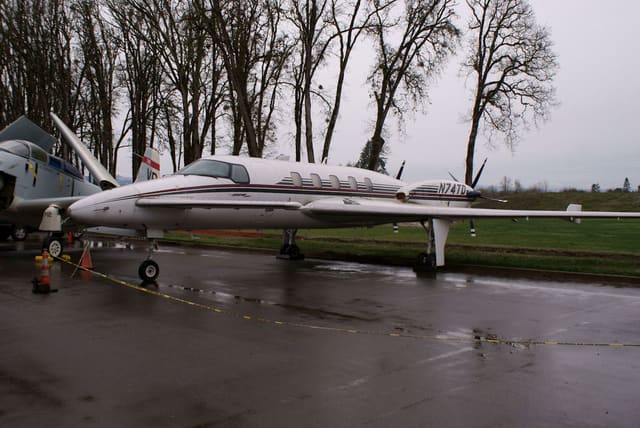 - Aircraft