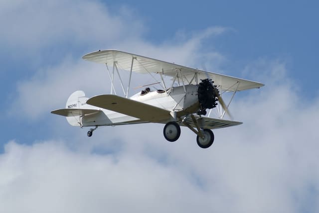 - Single-engine aircraft