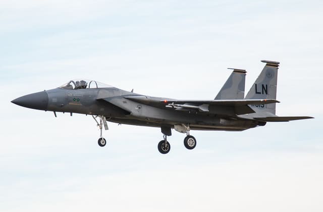 - Twin-engine aircraft