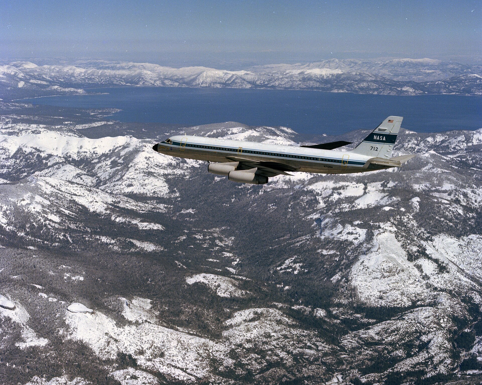 NASAAmes Research CenterGeorge Olczak's best shot — N712NA