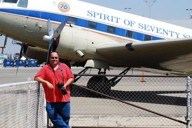 - Twin-engine aircraft