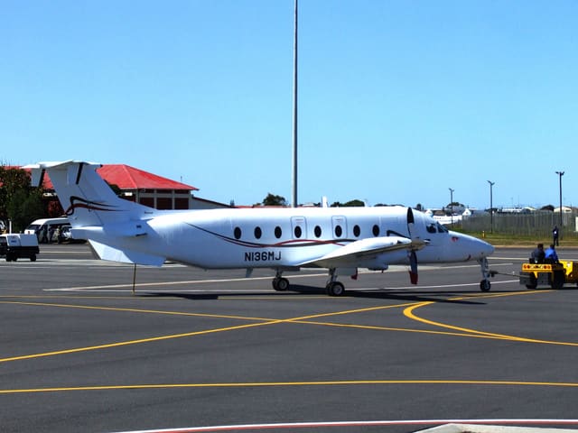 N136MJ — Beechcraft